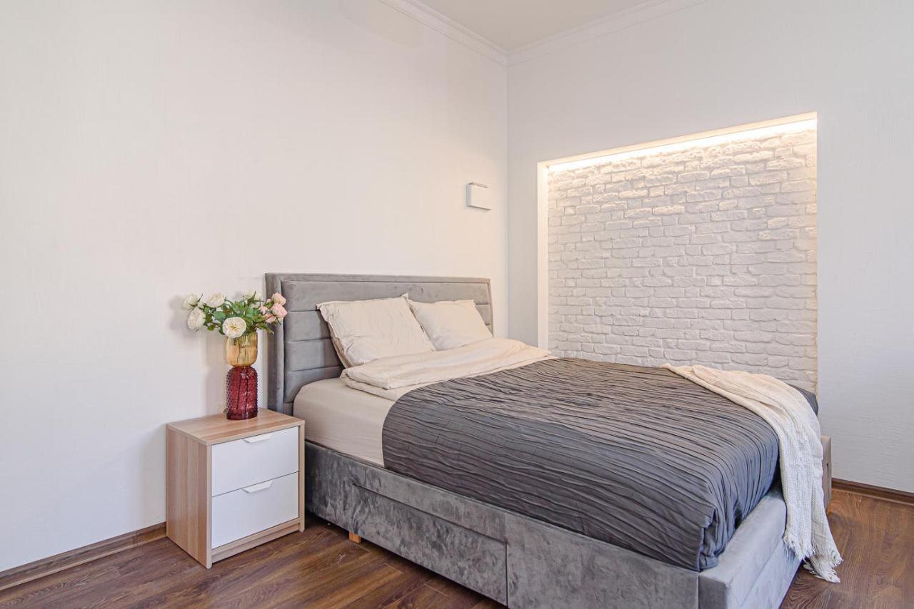 Welcoming Studio In Historic Vilnius With Free Parking By Urban Rent Apartment Luaran gambar