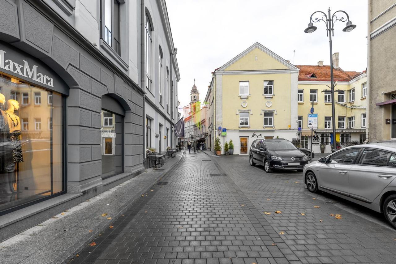 Welcoming Studio In Historic Vilnius With Free Parking By Urban Rent Apartment Luaran gambar